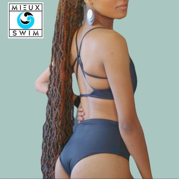 Mieuxswim.com, a small & exclusive
luxury brand, a new aesthetic to swimwear. - Picture 4 of 16